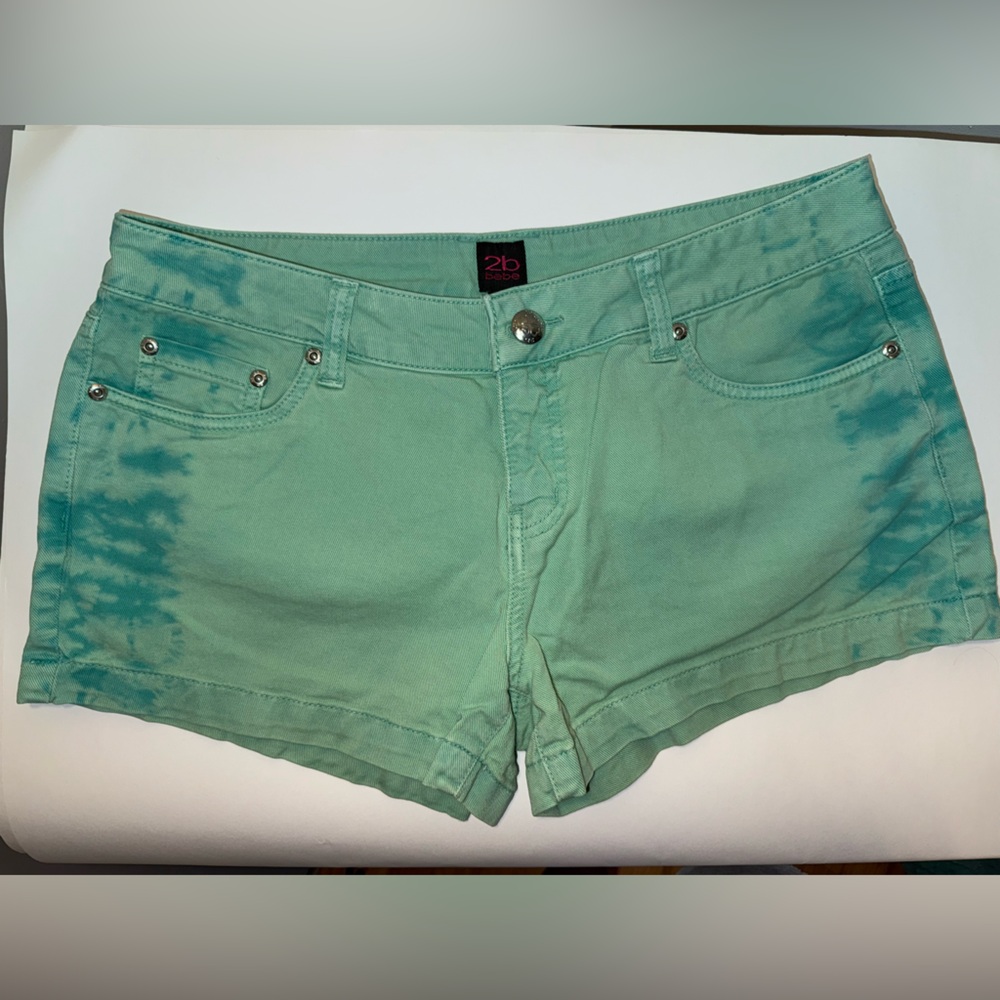 2B BEBE WOMENS GREEN & BLUE TIE DYE COTTON SHORTS SZ 30